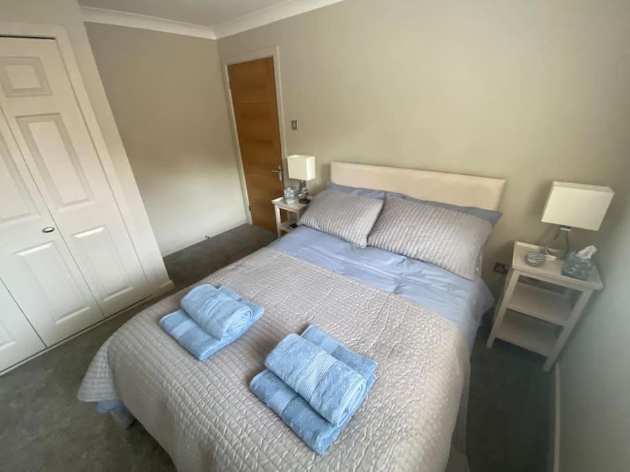 Beautiful 3 Bed Home In The Heart Of New Forest Hordle Esterno foto